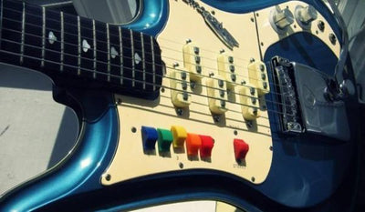 Original Teisco Spectrum 5 vs. Eastwood Reissue: Spot The Differences!