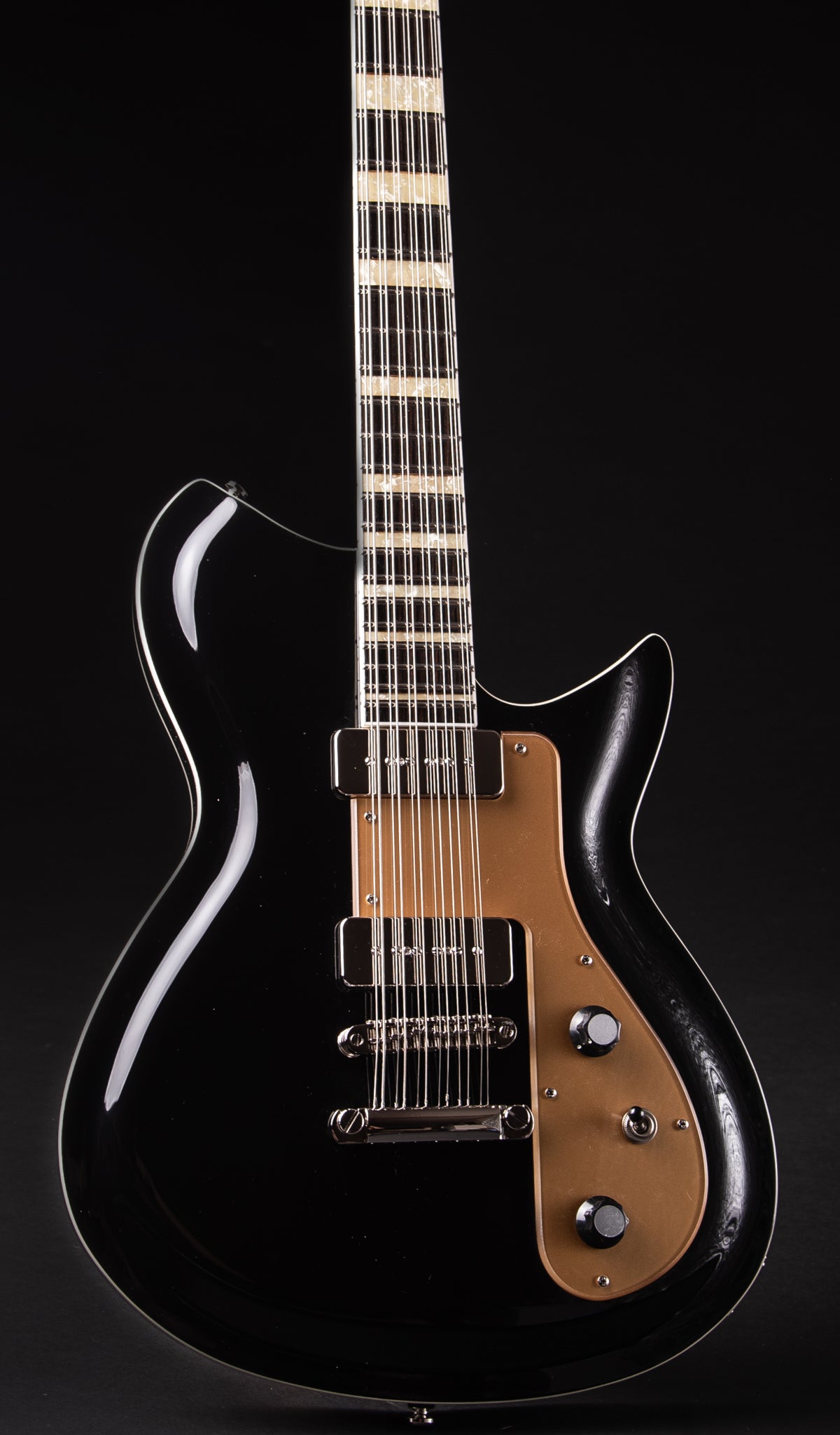 Eastwood Guitars Rivolta Combinata 12 Toro Black #color_toro-black