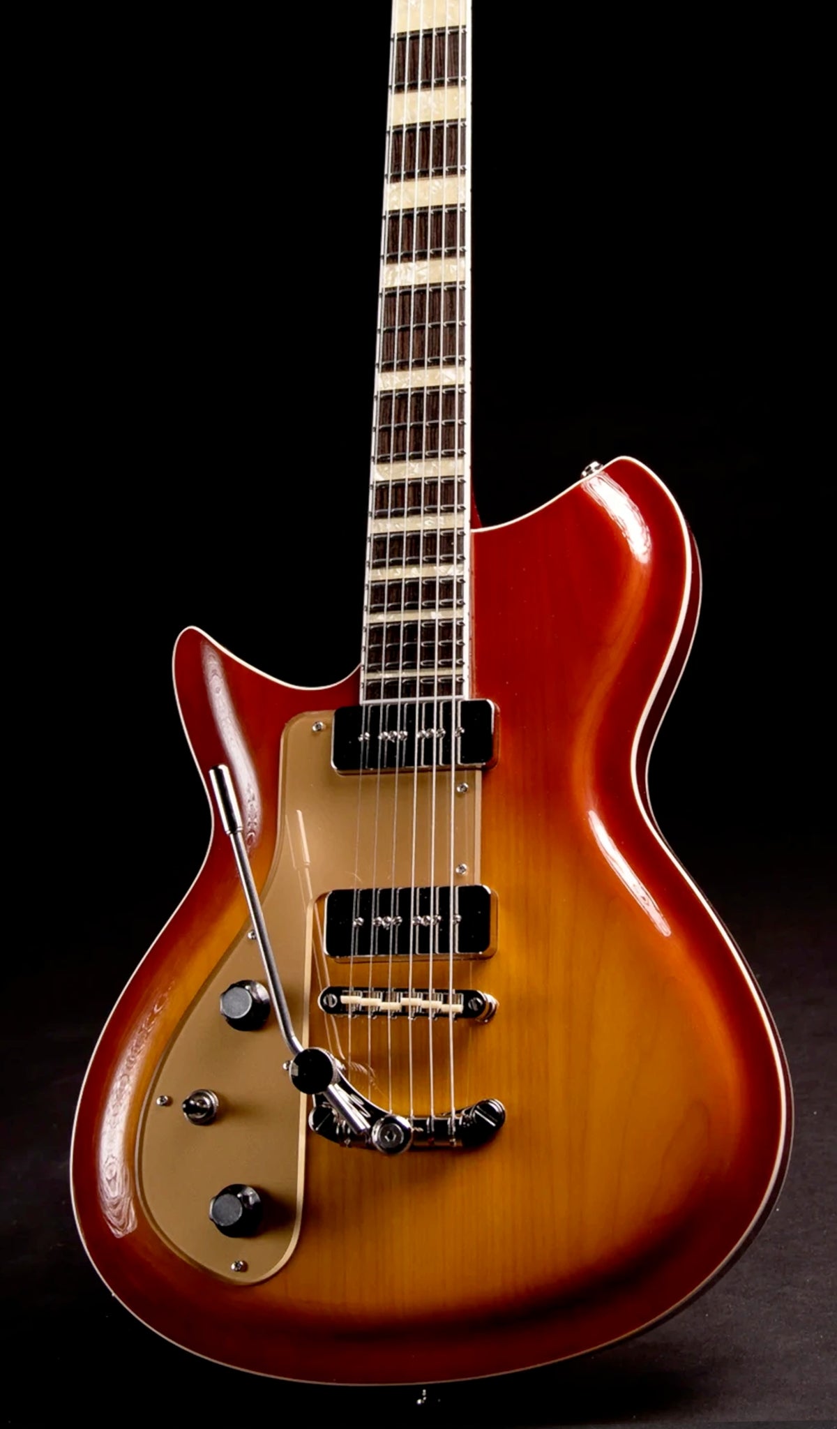 Eastwood Guitars Rivolta Combinata DLX Autunno Burst #color_autunno-burst